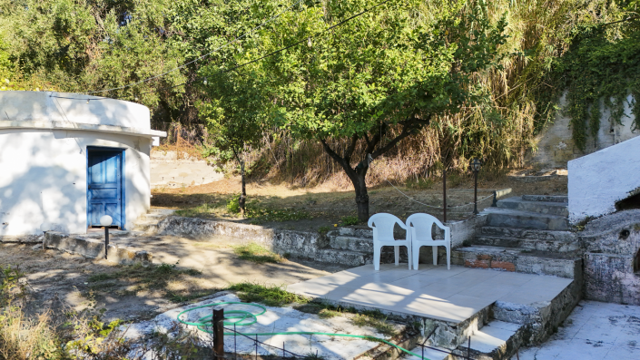 Image No.40-2 Bed House for sale