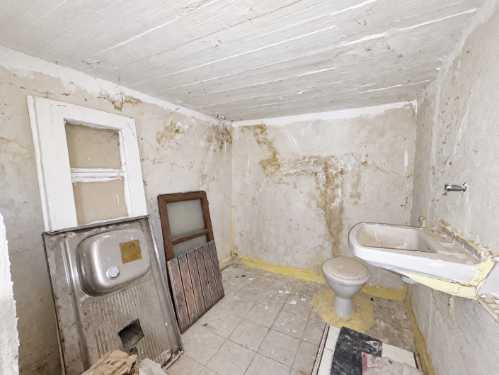 Image No.48-2 Bed House for sale