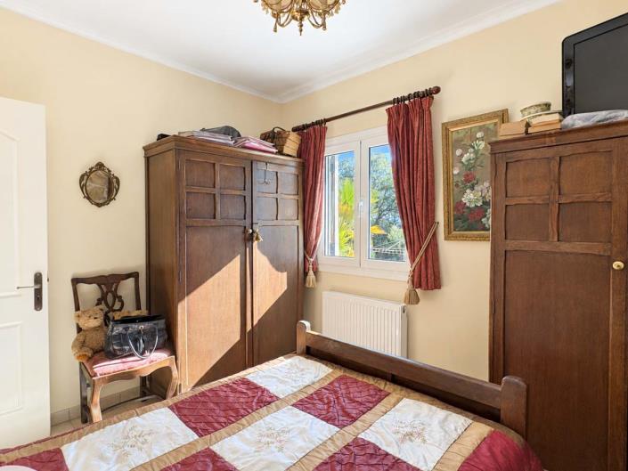 Image No.21-3 Bed House for sale