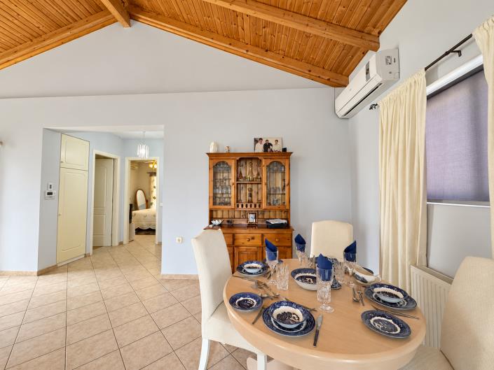 Image No.6-3 Bed House for sale