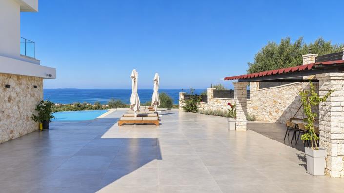 Image No.9-4 Bed Villa / Detached for sale
