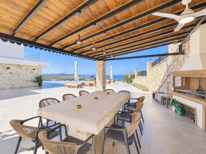 Image No.14-4 Bed Villa / Detached for sale