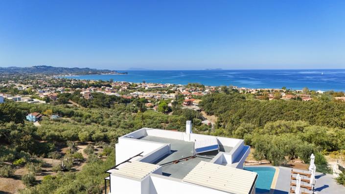 Image No.10-4 Bed Villa / Detached for sale