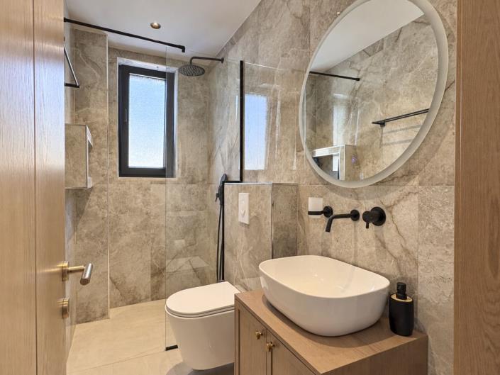 Image No.41-4 Bed Villa / Detached for sale