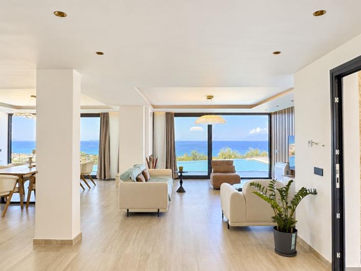 Image No.21-4 Bed Villa / Detached for sale