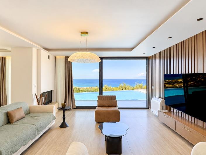 Image No.22-4 Bed Villa / Detached for sale