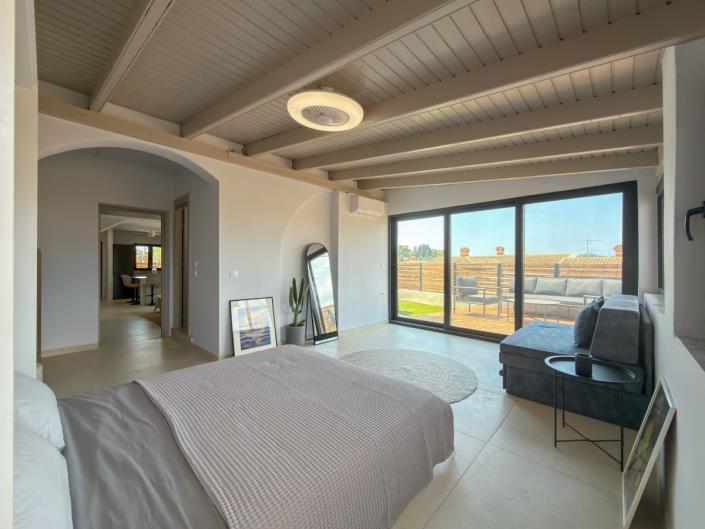 Image No.26-3 Bed Maisonette for sale