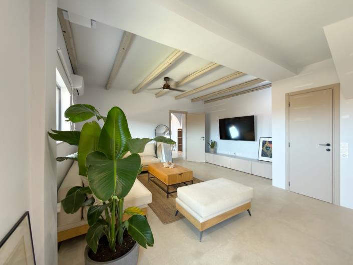 Image No.17-3 Bed Maisonette for sale