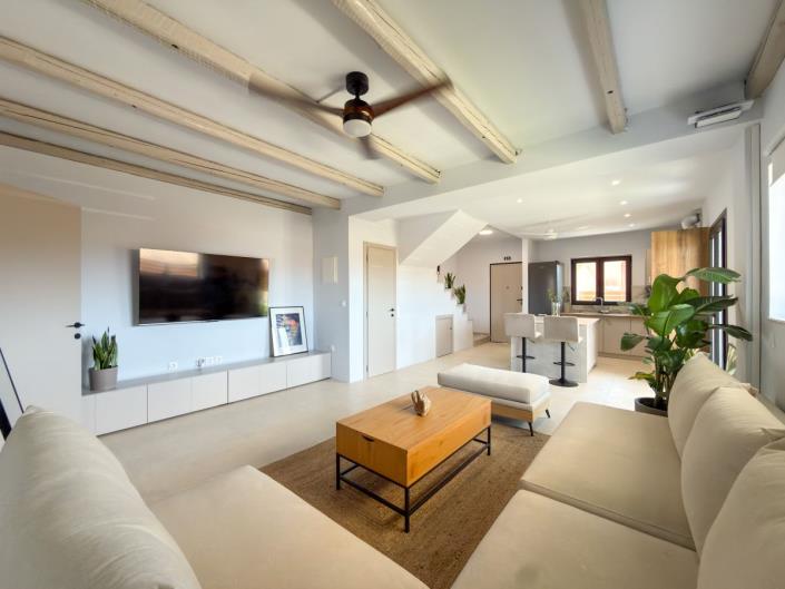 Image No.12-3 Bed Maisonette for sale