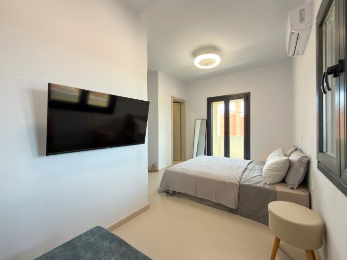 Image No.44-3 Bed Maisonette for sale