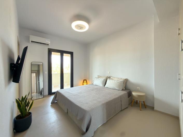 Image No.51-3 Bed Maisonette for sale