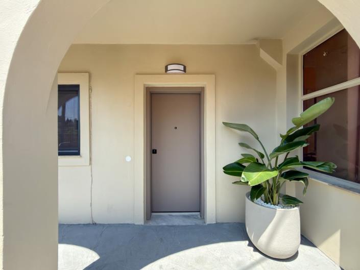 Image No.9-3 Bed Maisonette for sale