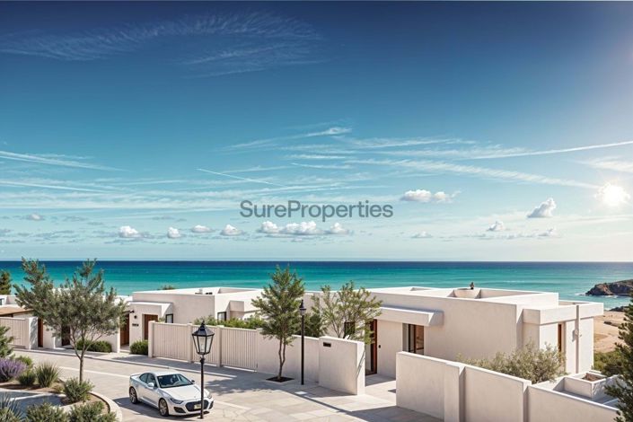 Image No.1-4 Bed Villa for sale