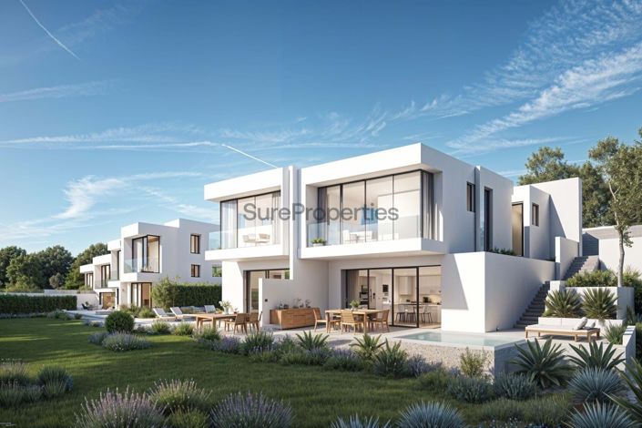 Image No.1-4 Bed Villa for sale