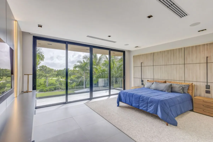 Image No.5-4 Bed House/Villa for sale