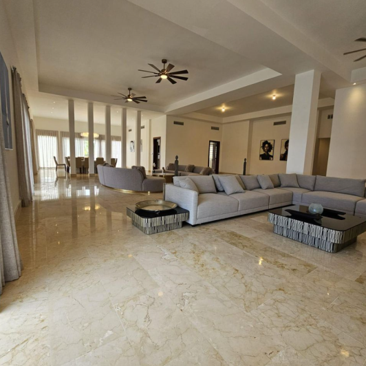 Image No.2-Villa de 9 chambres à vendre à Punta Cana