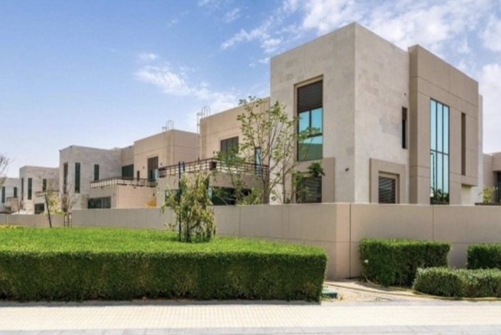 Image No.2-5 Bed Villa for sale