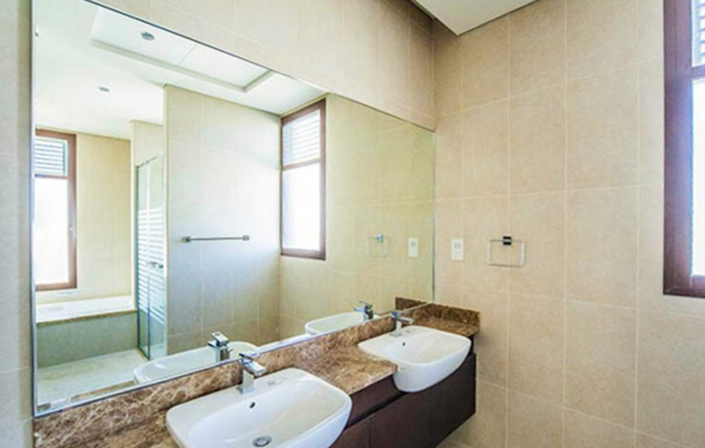 Image No.8-5 Bed Villa for sale