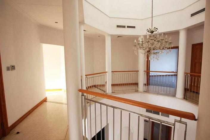 Image No.6-4 Bed Villa for sale