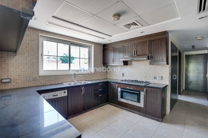 Image No.12-3 Bed Villa for sale