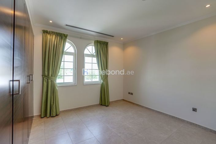 Image No.16-3 Bed Villa for sale