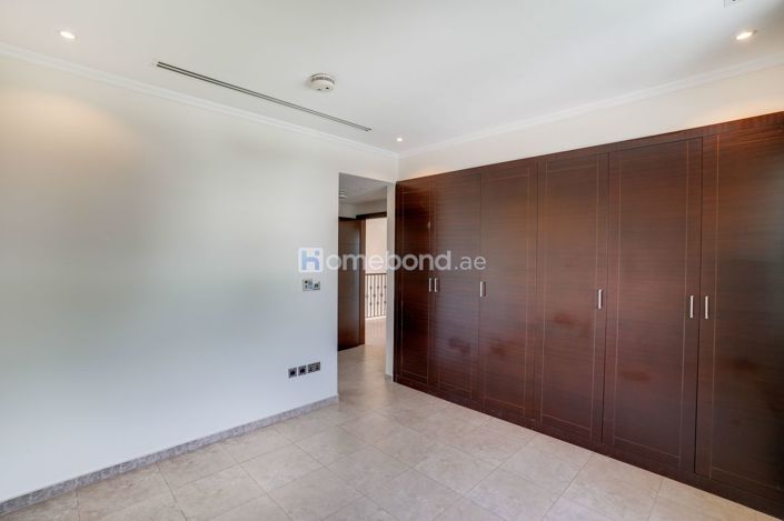 Image No.17-3 Bed Villa for sale