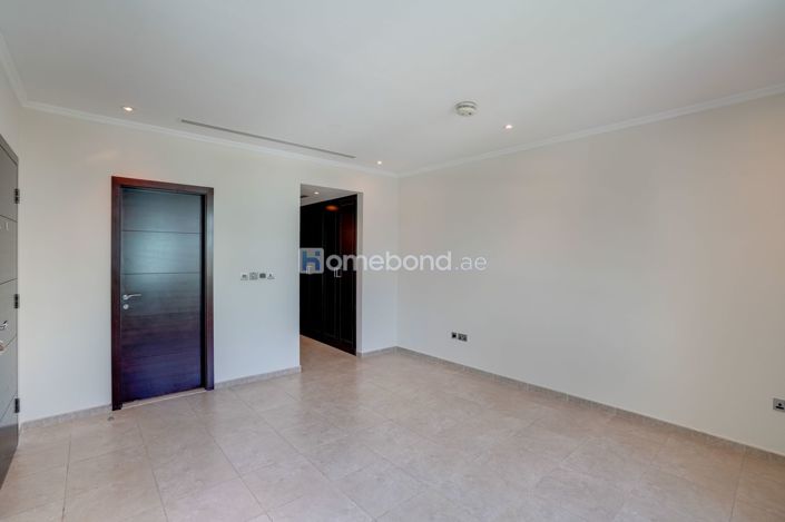 Image No.18-3 Bed Villa for sale