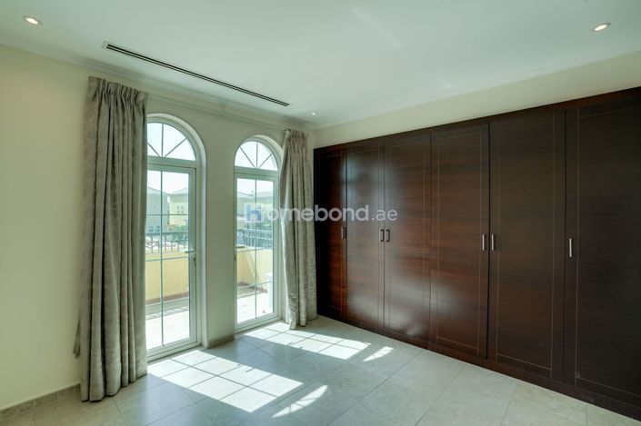 Image No.21-3 Bed Villa for sale