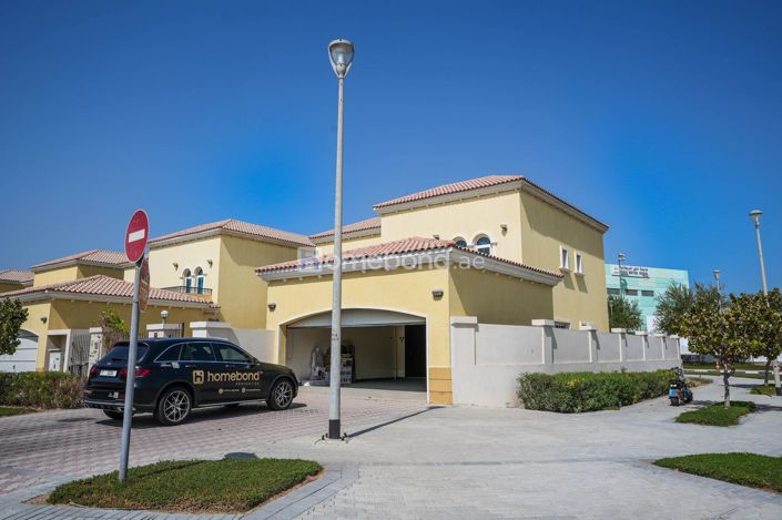 Image No.33-3 Bed Villa for sale