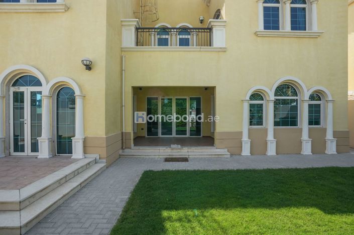 Image No.7-3 Bed Villa for sale