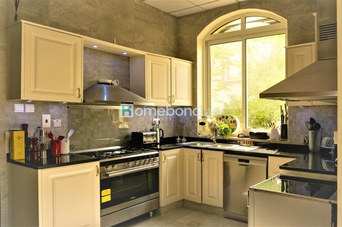 Image No.13-5 Bed Villa for sale