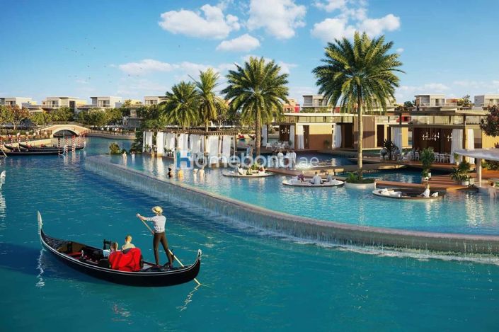 Image No.8-4 Bed Townhouse for sale