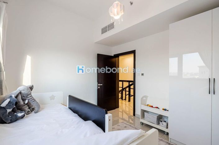 Image No.5-Appartement de 3 chambres à vendre à Al Furjan