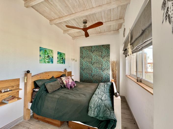 Image No.5-3 Bed Duplex for sale