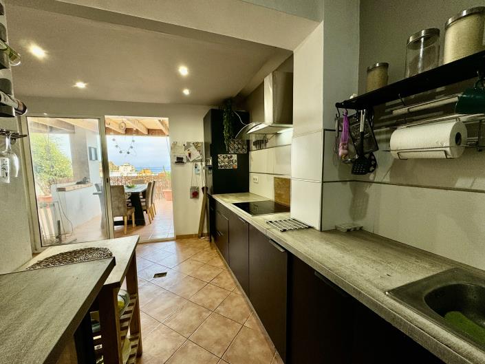 Image No.21-3 Bed Duplex for sale