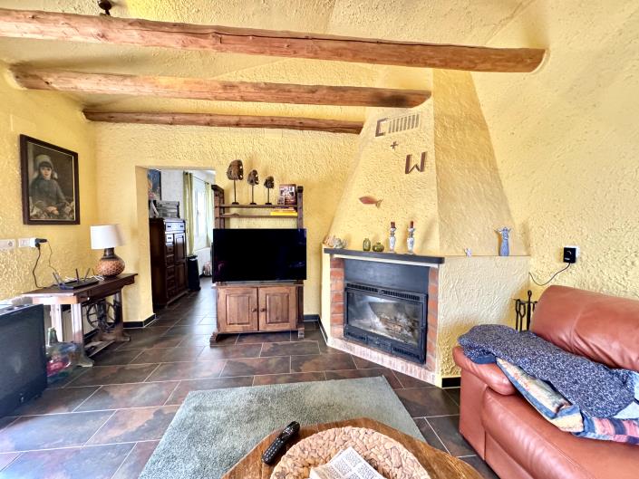 Image No.15-3 Bed Chalet for sale