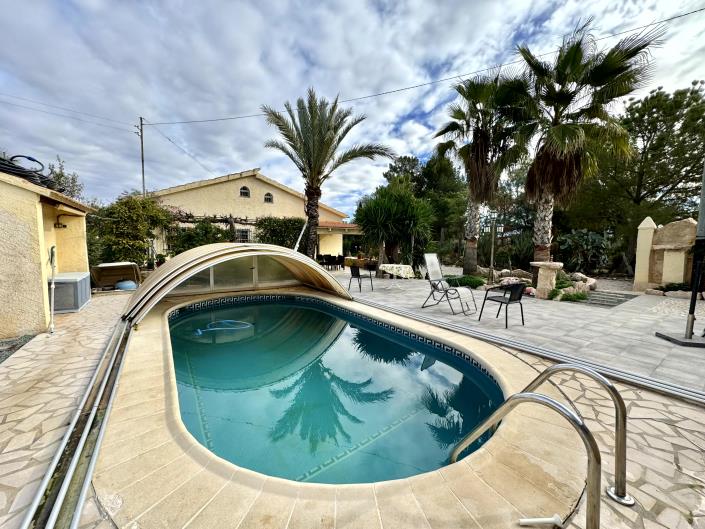 Image No.32-3 Bed Chalet for sale