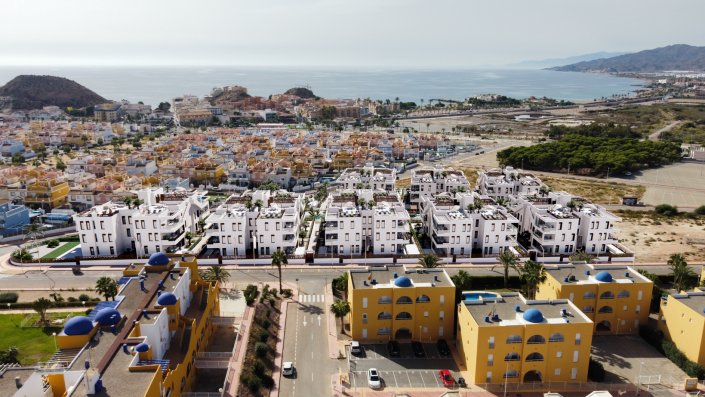 Image No.14-3 Bed Flat for sale