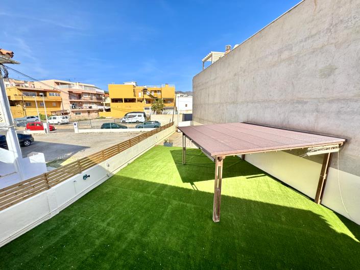 Image No.3-3 Bed House for sale