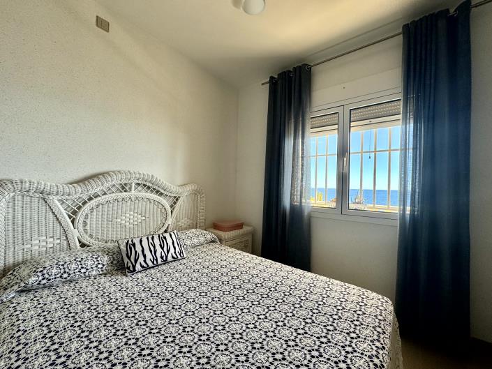 Image No.23-3 Bed House for sale