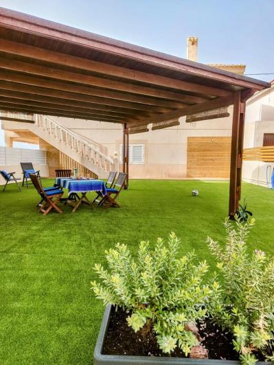 Image No.41-3 Bed House for sale