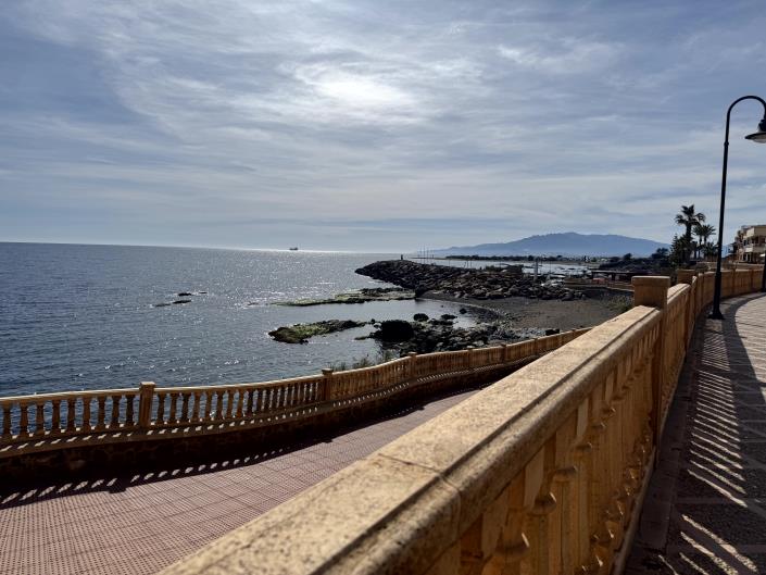 Image No.49-3 Bed House for sale