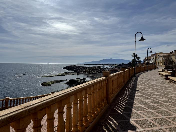 Image No.52-3 Bed House for sale