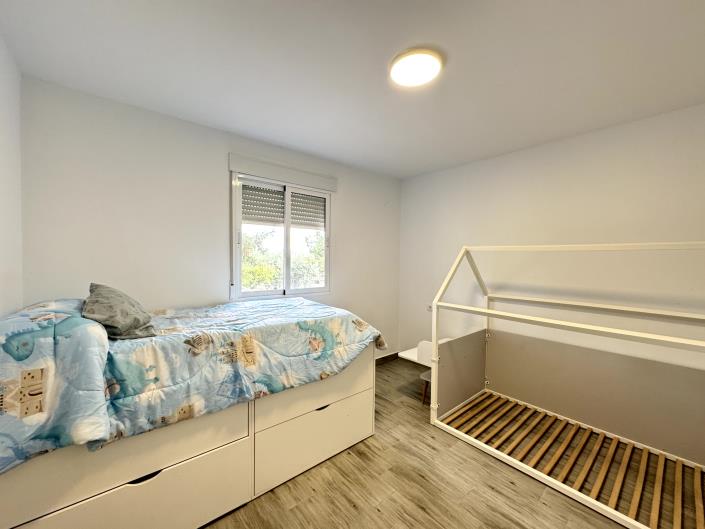 Image No.22-3 Bed Country House for sale