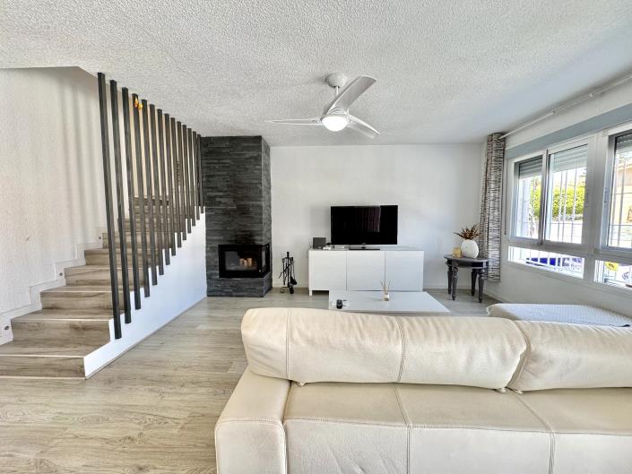 Image No.7-4 Bed Semi-Detached for sale