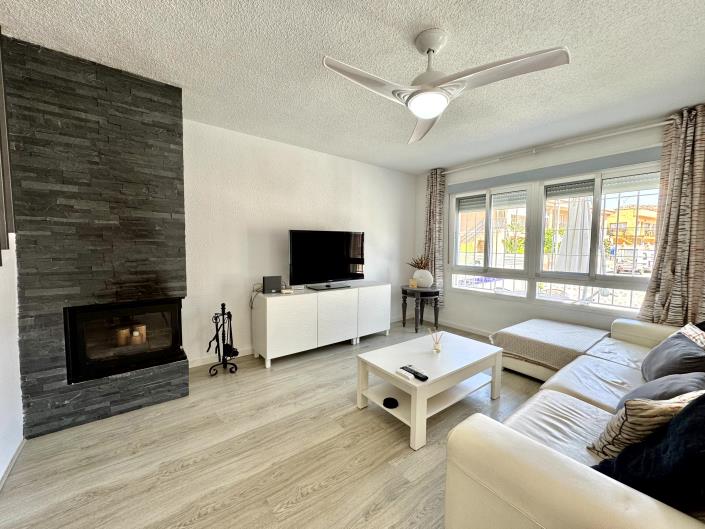 Image No.6-4 Bed Semi-Detached for sale