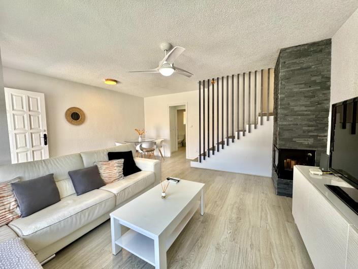 Image No.11-4 Bed Semi-Detached for sale