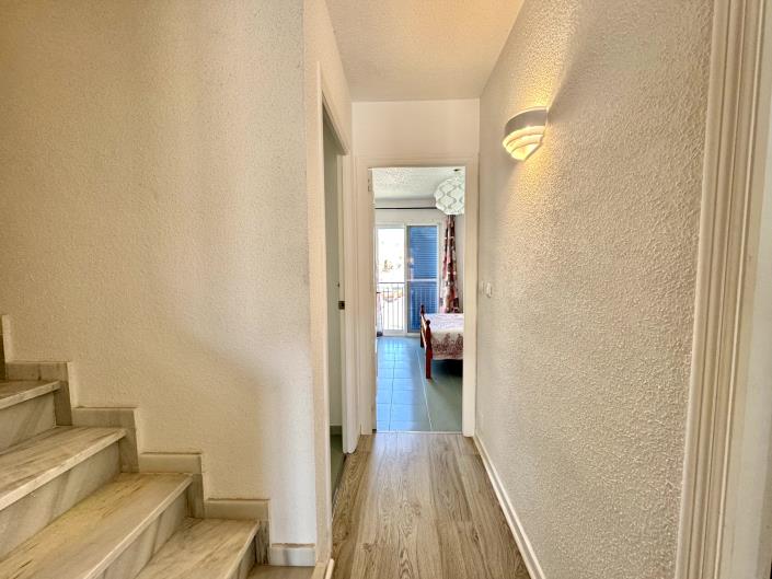 Image No.31-4 Bed Semi-Detached for sale