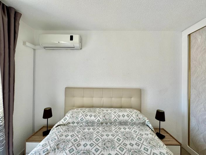 Image No.43-4 Bed Semi-Detached for sale