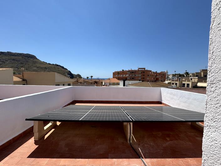 Image No.49-4 Bed Semi-Detached for sale